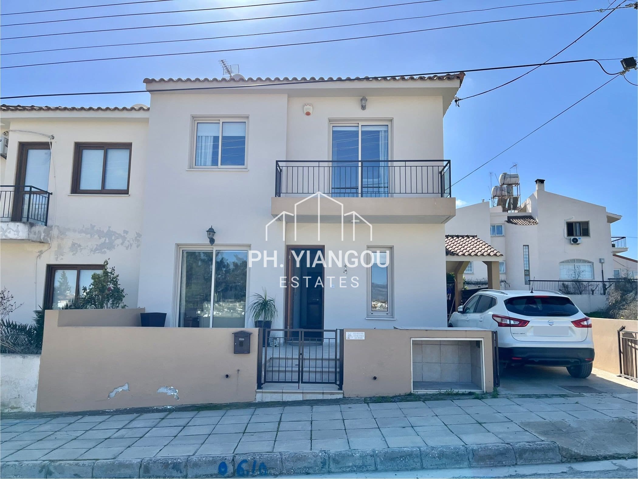 3 Bedroom Semi-Detached House for Sale in Aglantzia