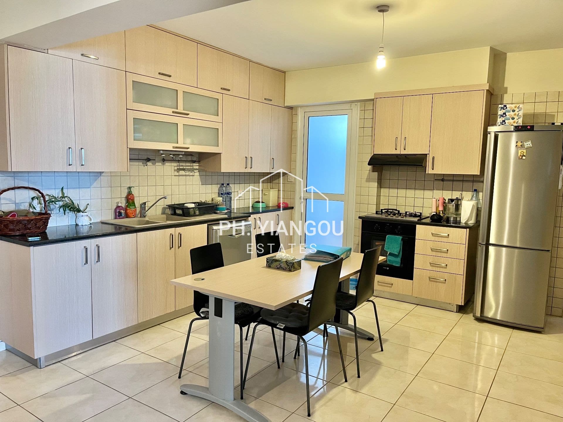 3 Bedroom Apartment for Sale in Kokkinotrimithia