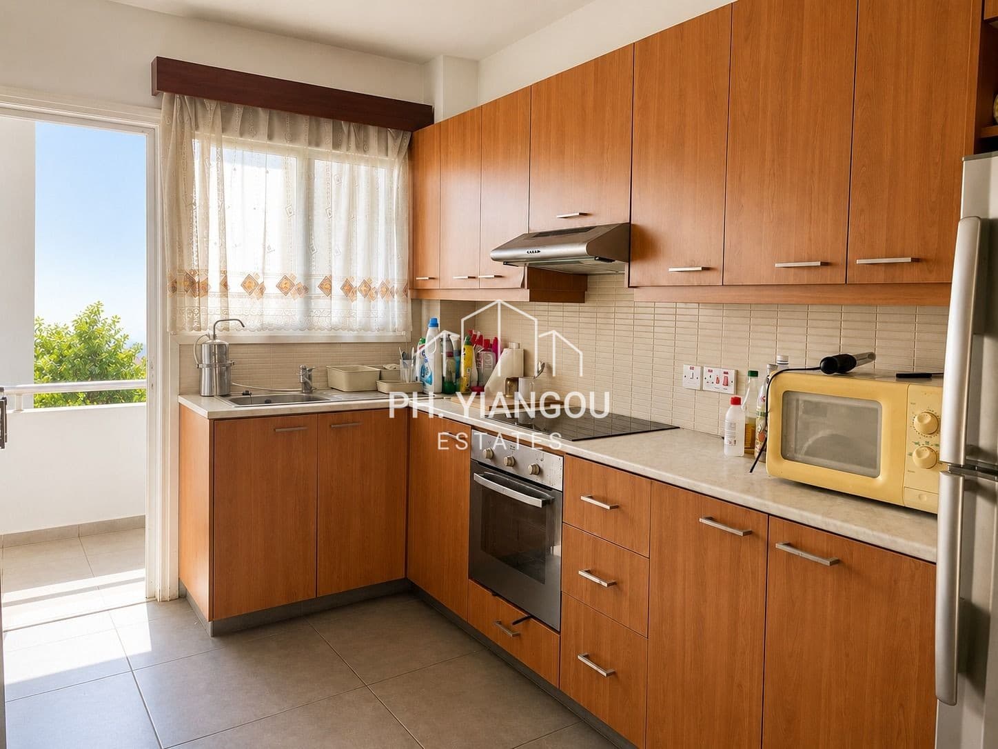 Resale 2 Bedroom Apartment for Sale in Acropolis