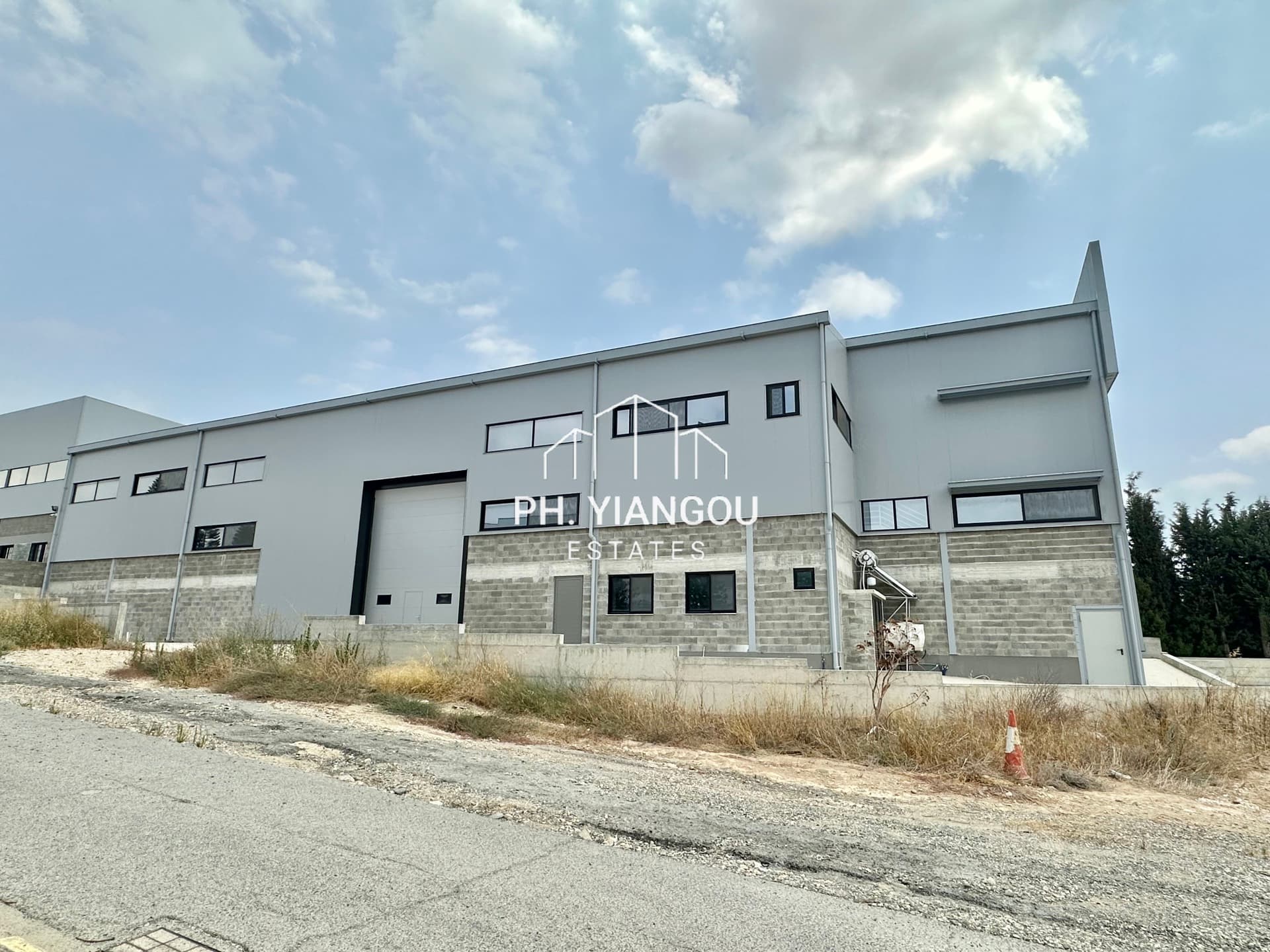 Καινούργια Αποθήκη προς ενοικίαση στα Λατσιά